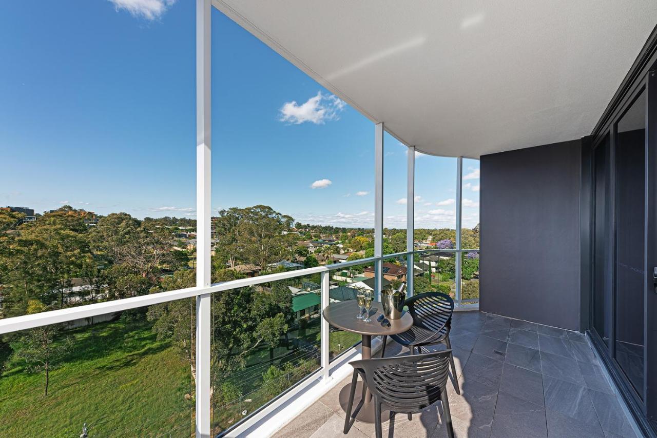 Littomore Suites Kingswood Penrith Exteriör bild